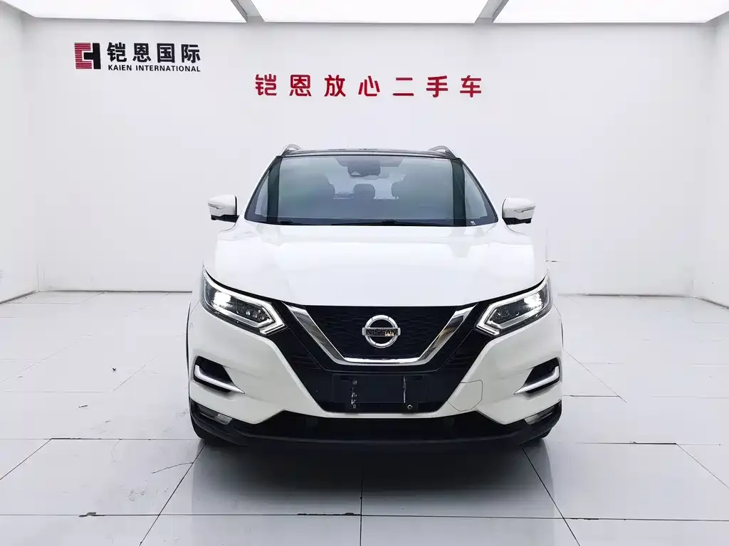 Nissan Qashqai — фото 8