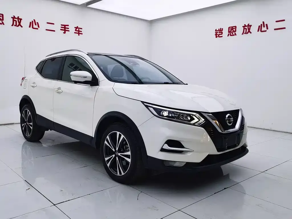Nissan Qashqai — фото 5