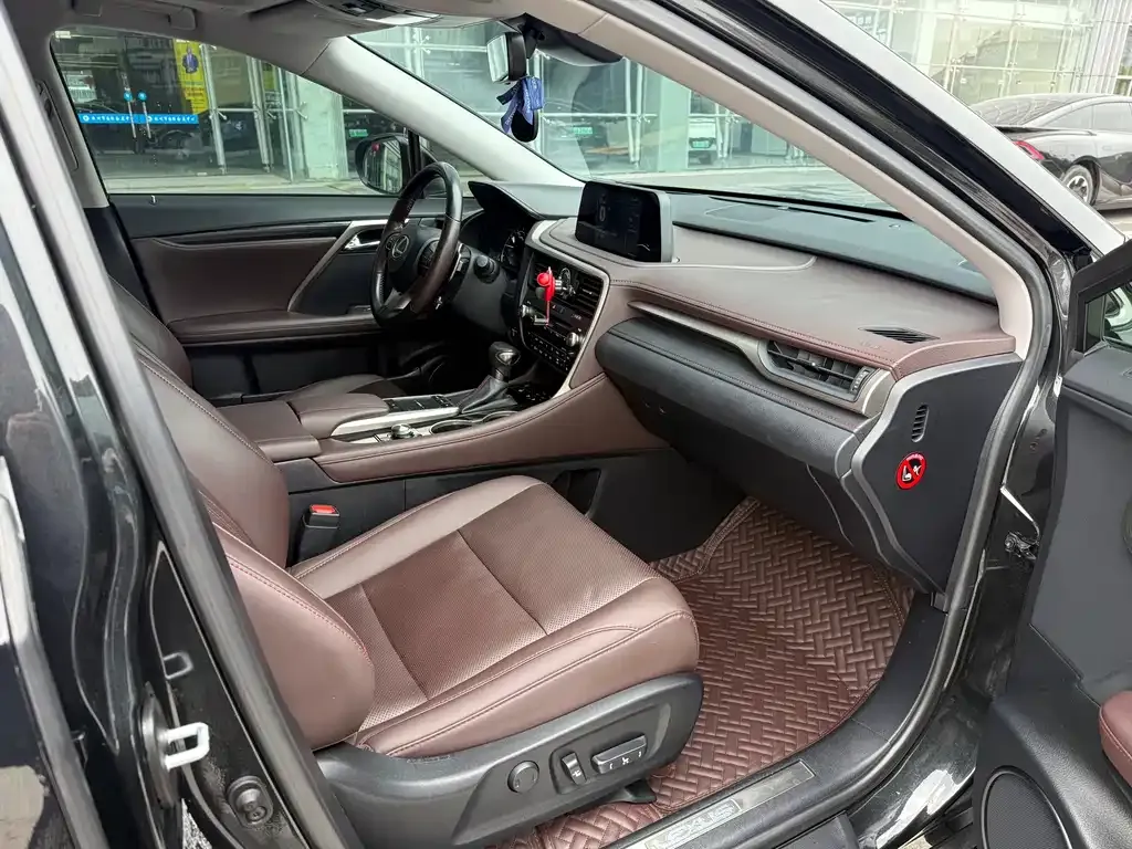 Lexus RX 2023 из CN, фото 5