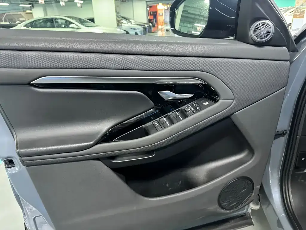 Land Rover Evoque 2021 из CN, фото 6