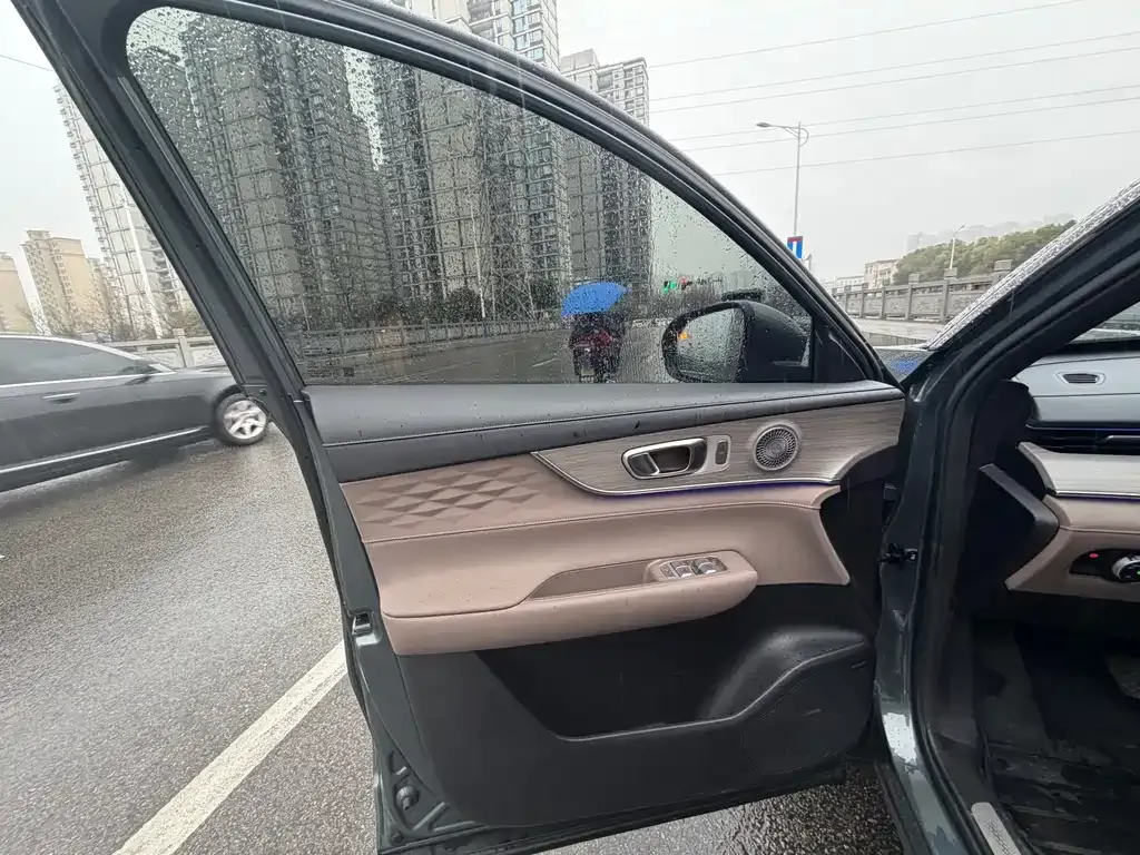 Chery Tiggo 8 PLUS — фото 7
