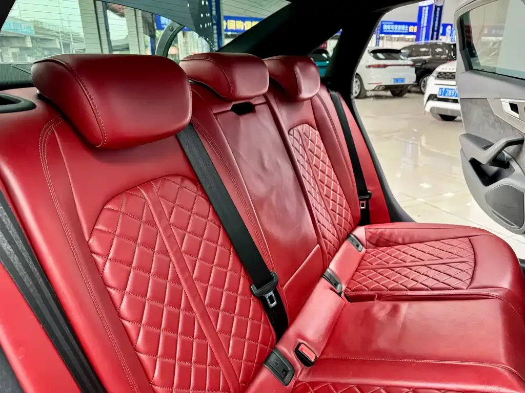Audi S4 2021 из CN, фото 5