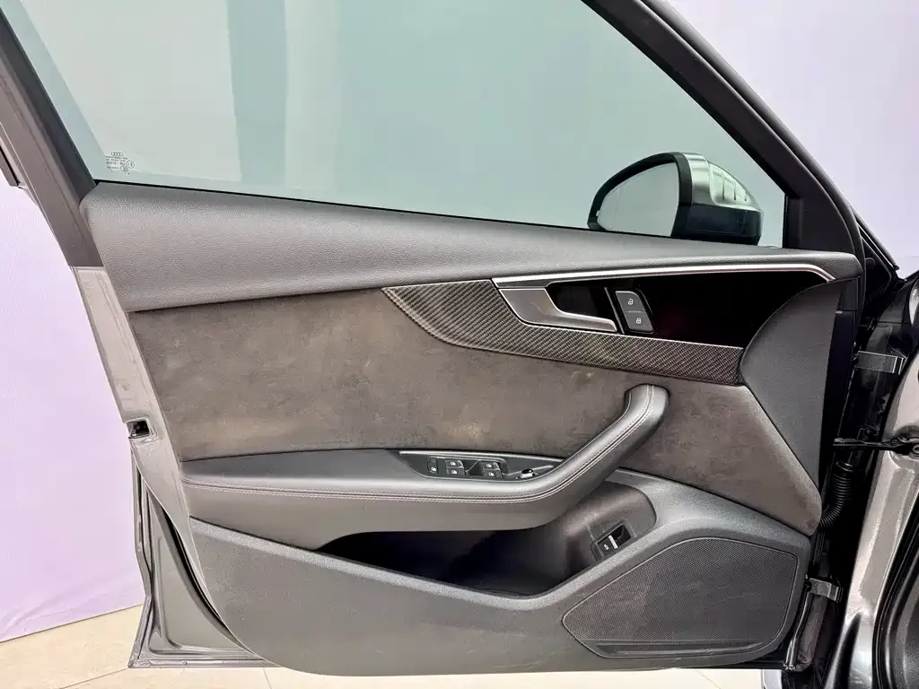 Audi S4 2021 из CN, фото 9