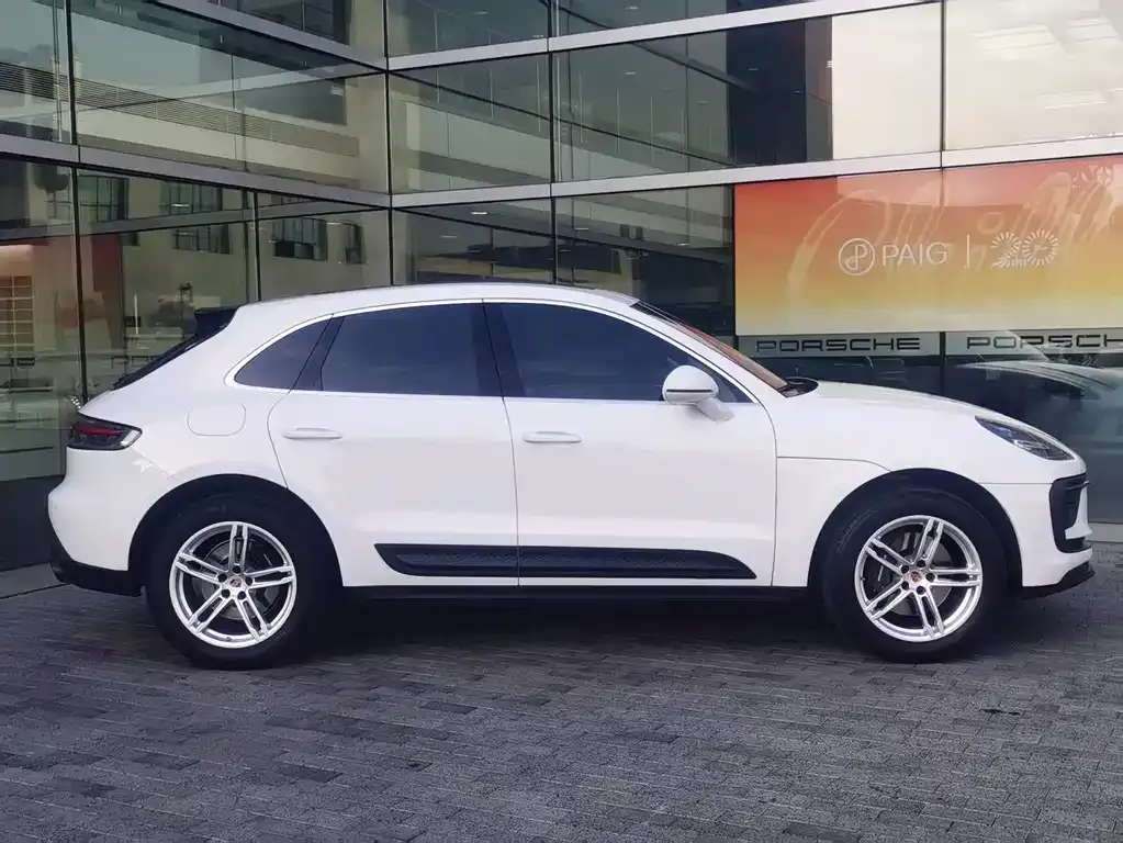 Porsche Macan — фото 7