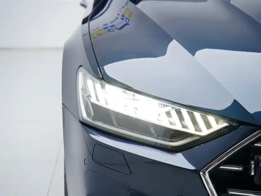 Audi A7L — фото 4