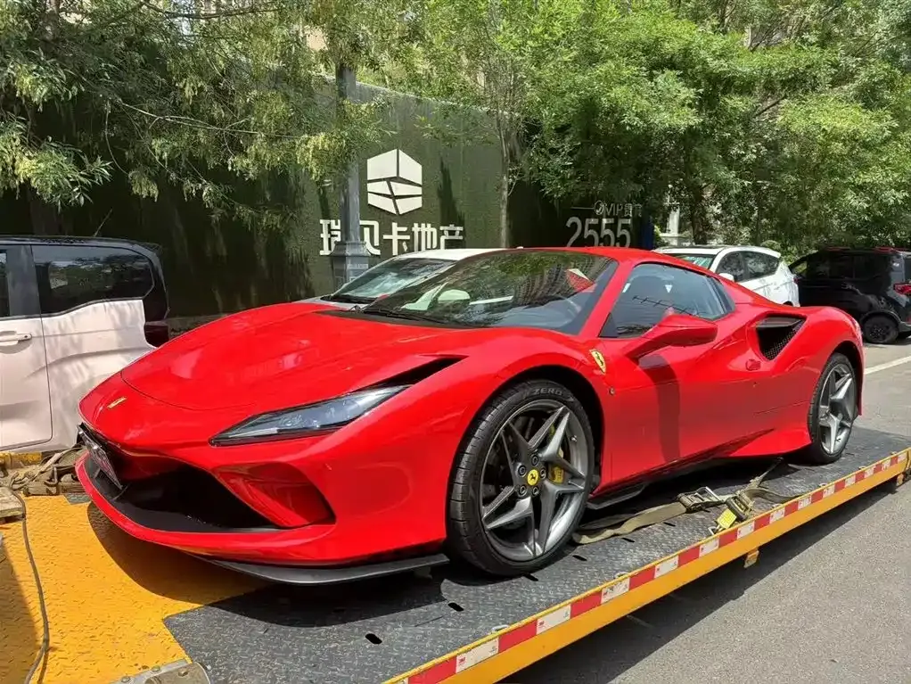Ferrari F8 — фото 1