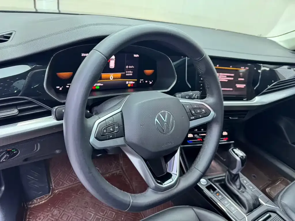 Volkswagen Passat 2021 из CN, фото 10