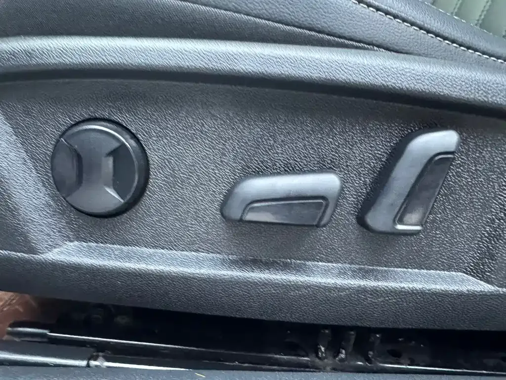 Volkswagen Passat 2021 из CN, фото 9