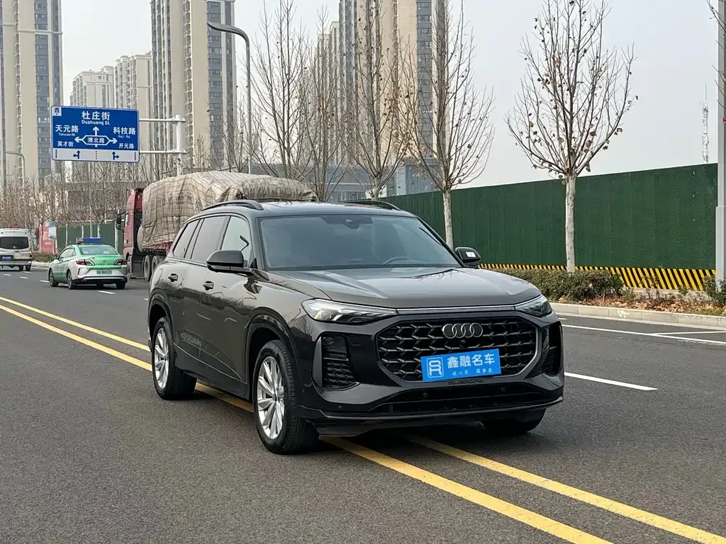 Audi Q6 2025 из CN, фото 5