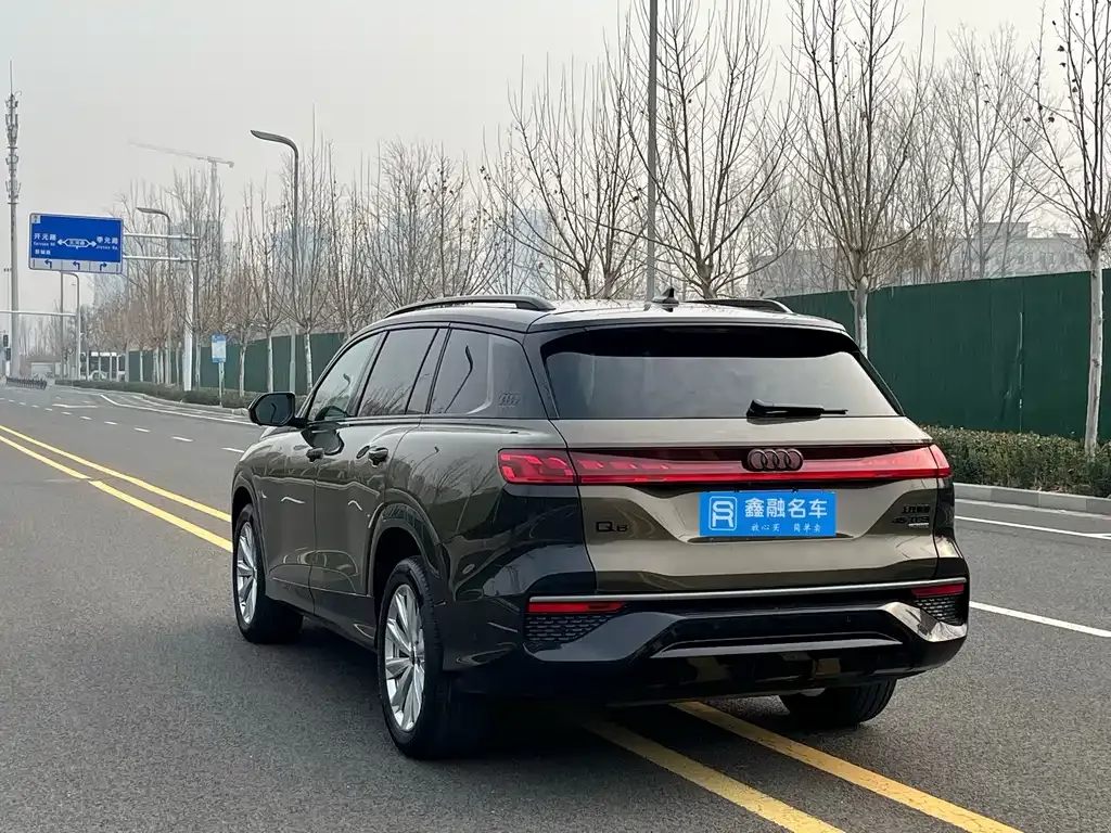 Audi Q6 2025 из CN, фото 10