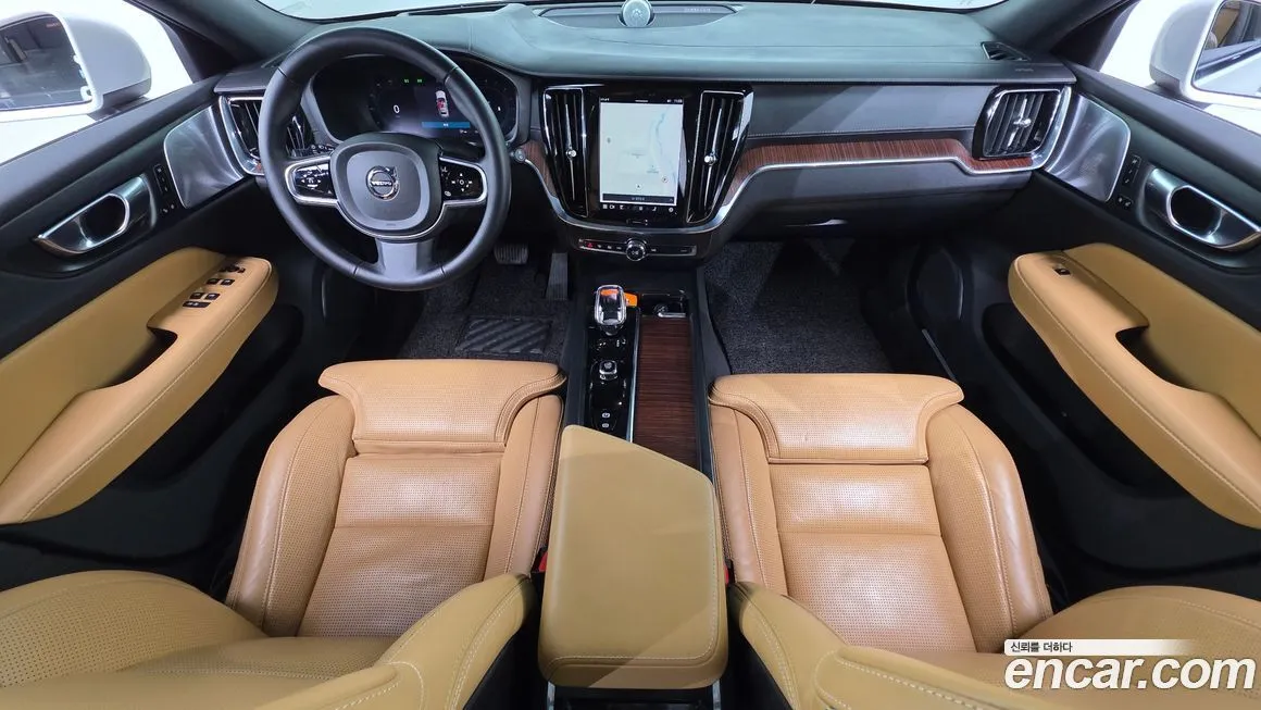 Volvo V60 2023 из KR, фото 5