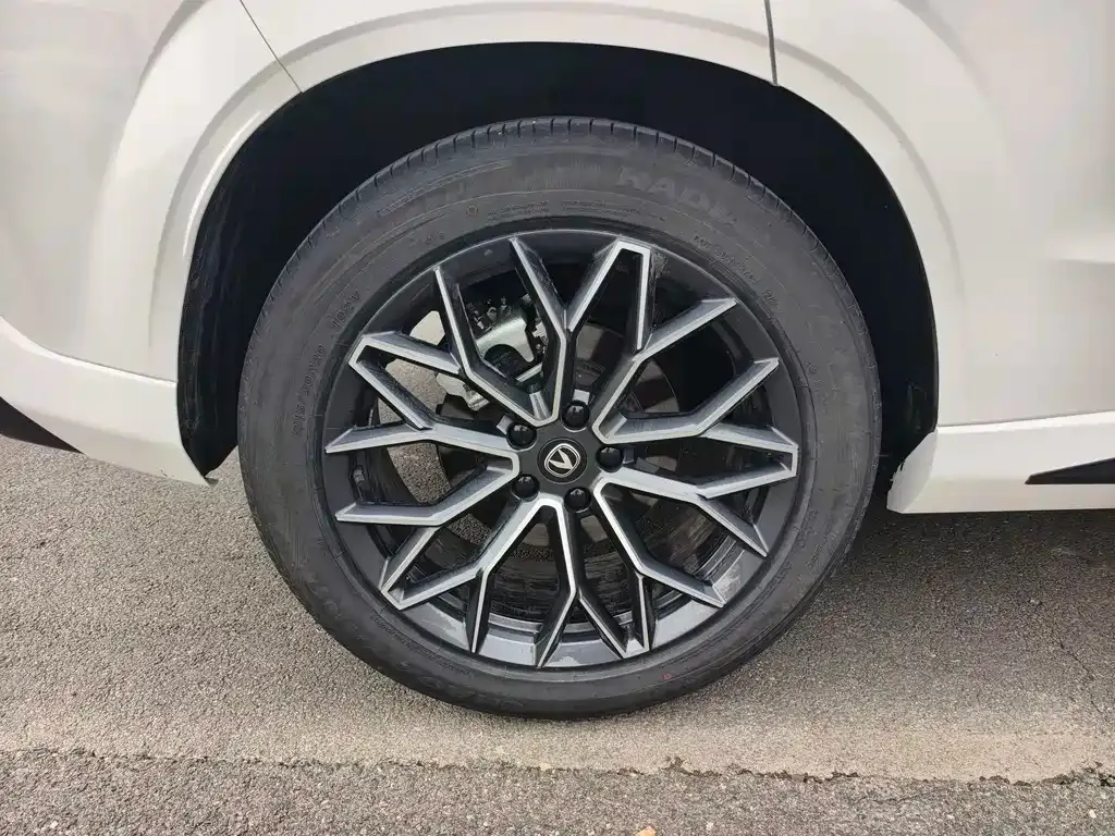 Changan UNI-Z 2024 из CN, фото 10