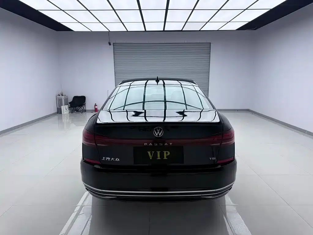 Volkswagen Passat — фото 5