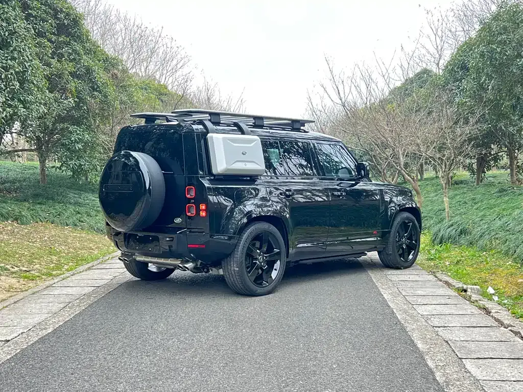 Land Rover Defender — фото 4