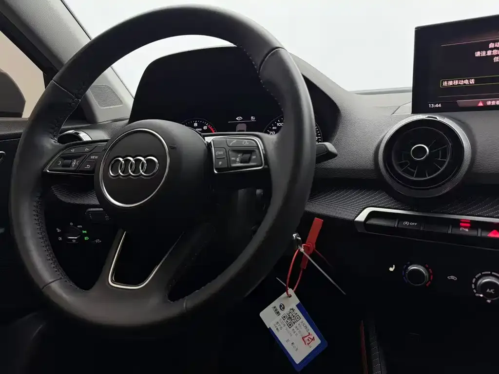 Audi Q2L 2022 из CN, фото 10