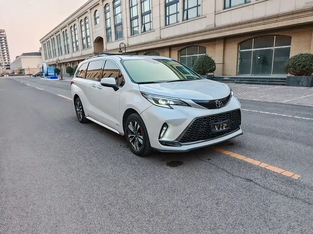 Toyota Granvia 2025 из CN, фото 7