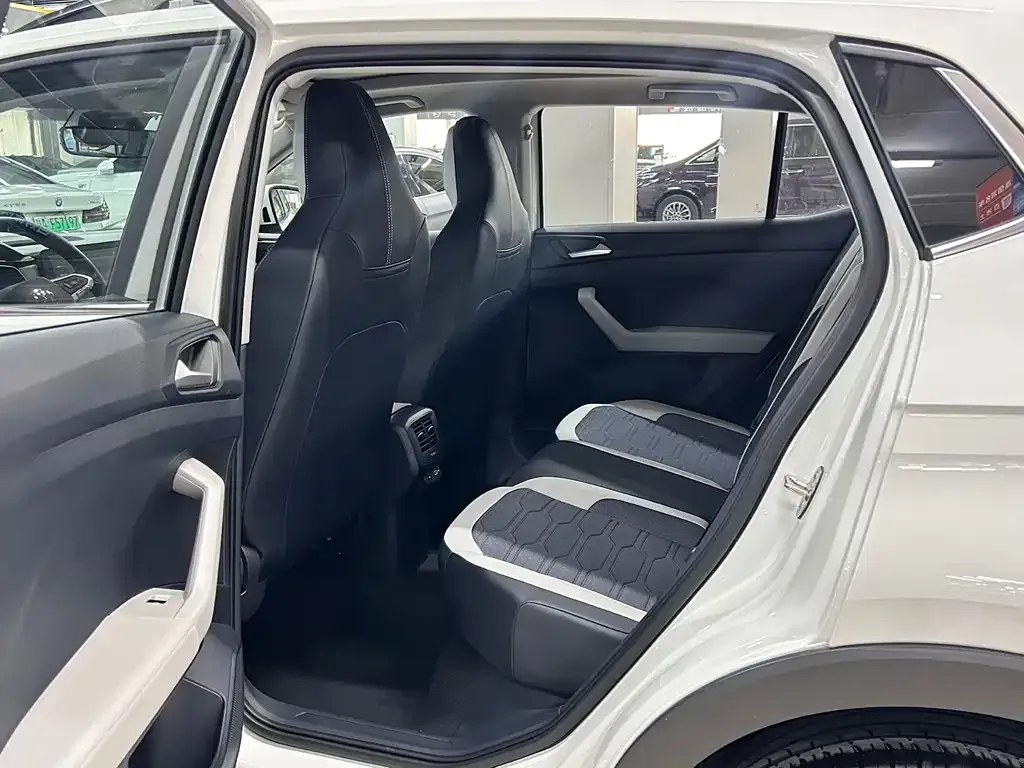 Volkswagen Tharu 2025 из CN, фото 4