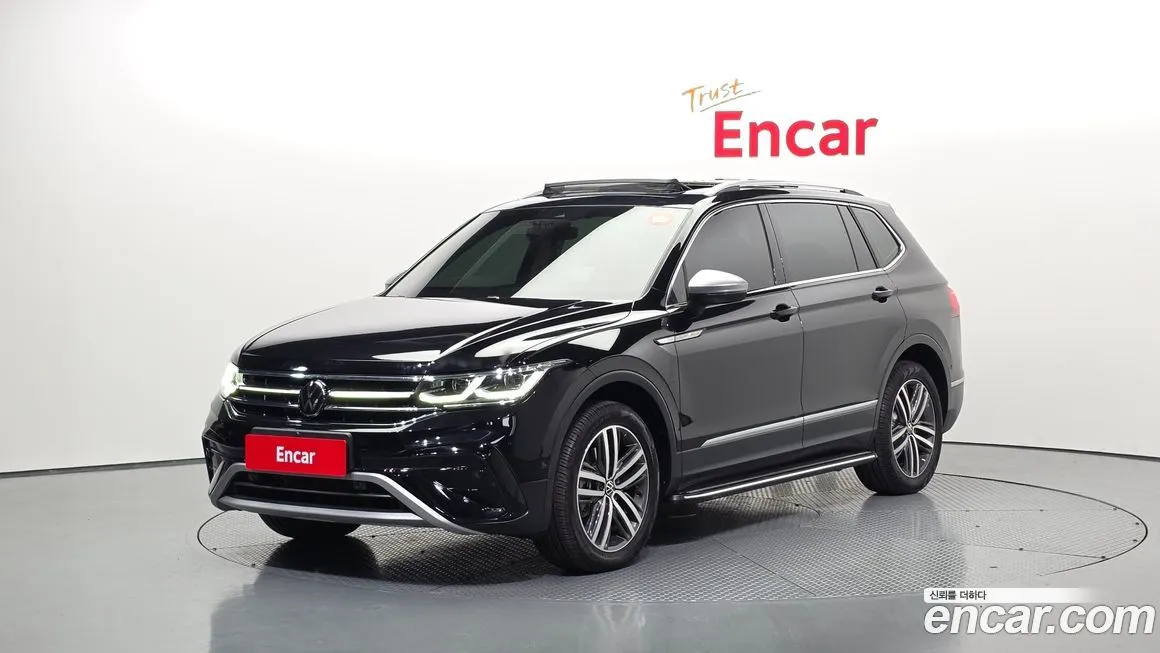 Volkswagen Tiguan — фото 1