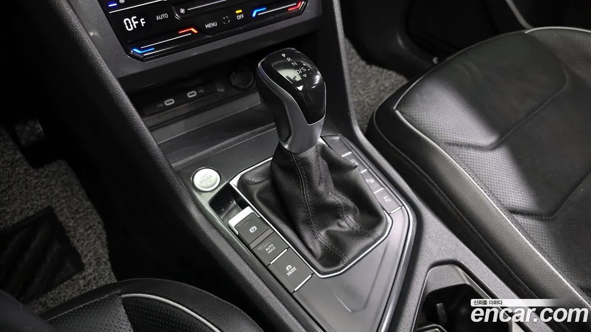 Volkswagen Tiguan — фото 10