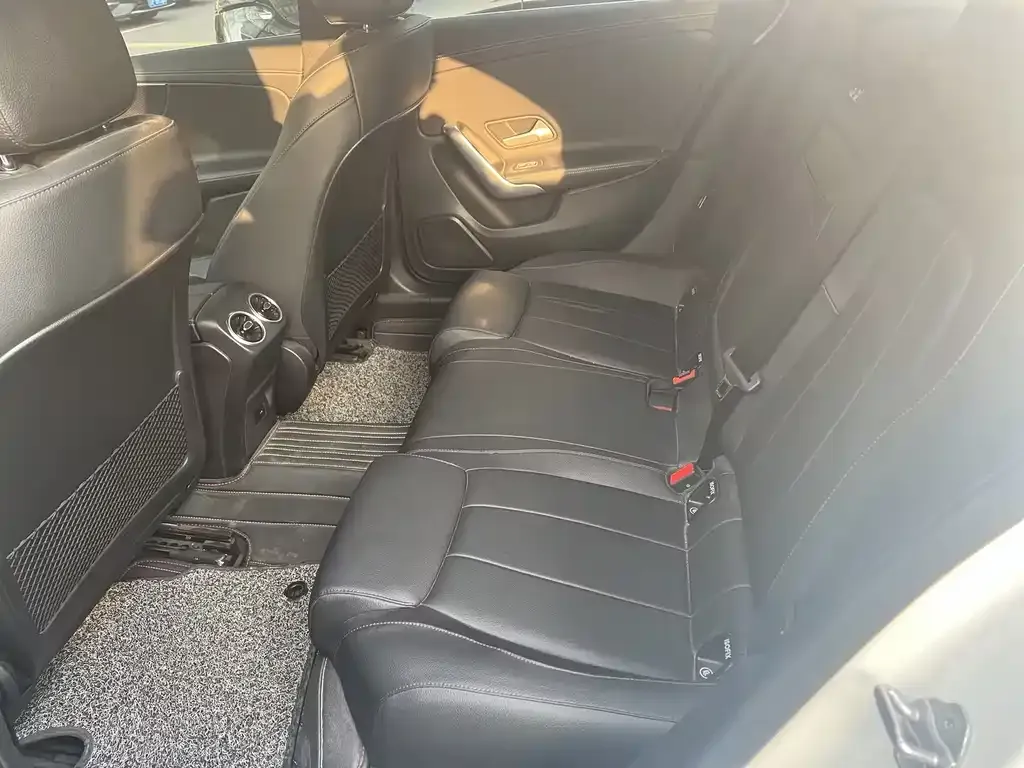 Mercedes-Benz A-Class 2022 из CN, фото 3