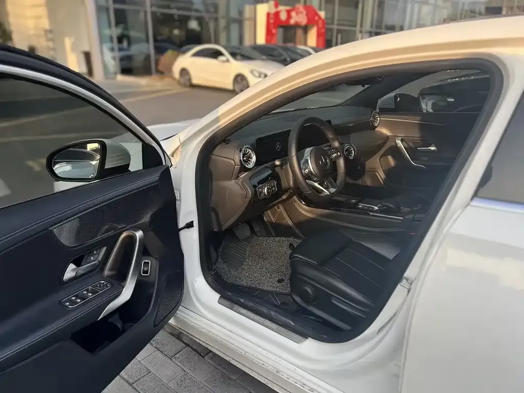 Mercedes-Benz A-Class 2022 из CN, фото 6