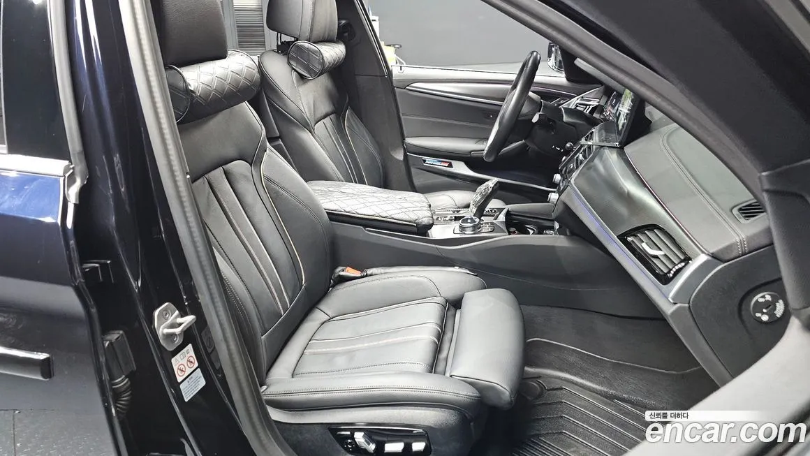 BMW 5-Series 2023 из KR, фото 8