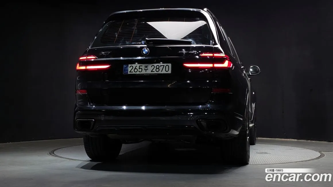BMW X7 — фото 2