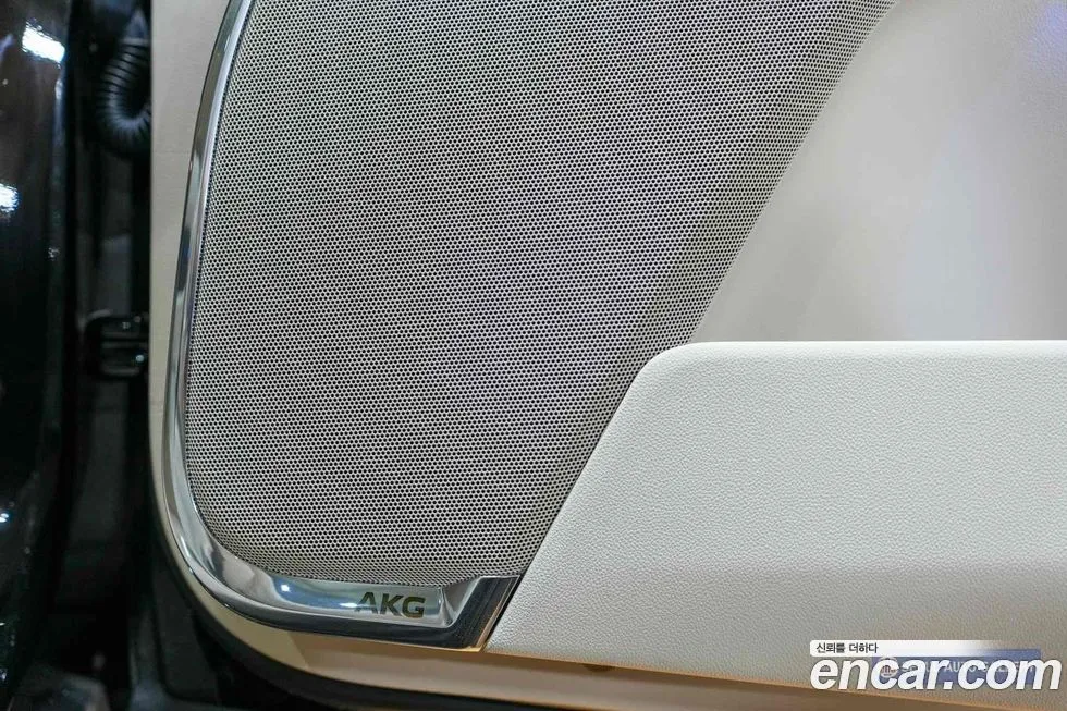 Cadillac Escalade 2023 из KR, фото 10