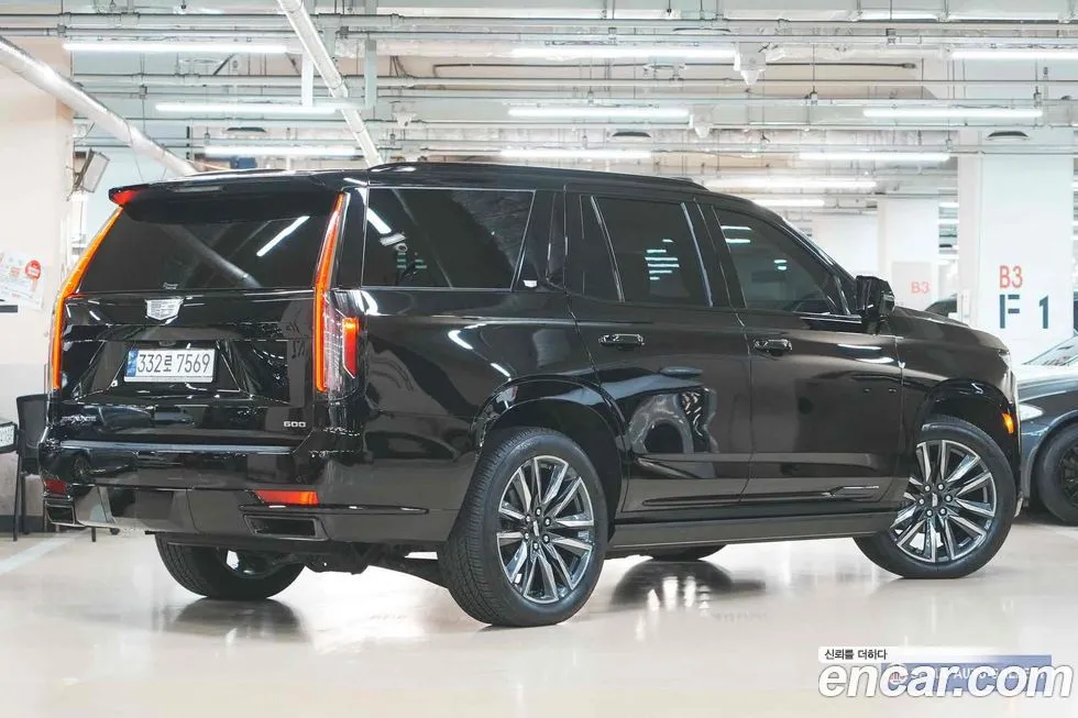 Cadillac Escalade 2023 из KR, фото 9