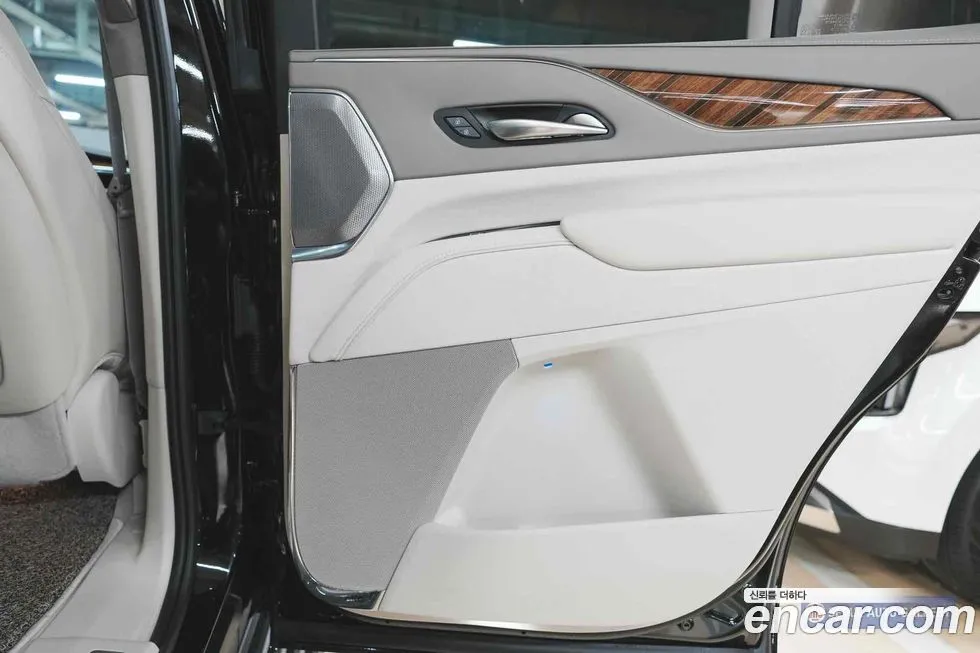 Cadillac Escalade 2023 из KR, фото 4
