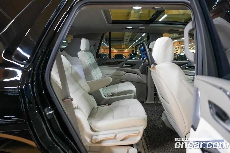 Cadillac Escalade 2023 из KR, фото 5
