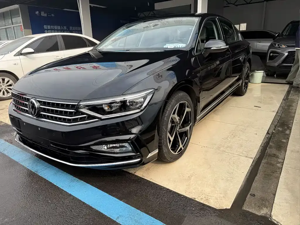 Volkswagen Magotan 2025 из CN, фото 1