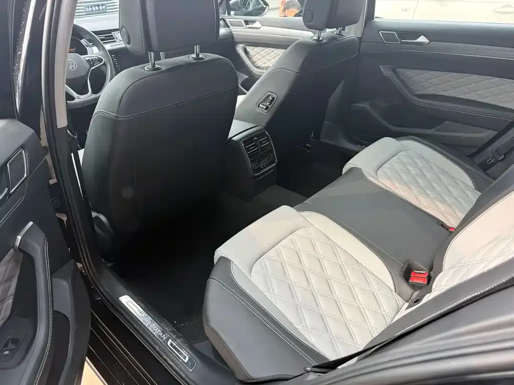 Volkswagen Magotan 2025 из CN, фото 2
