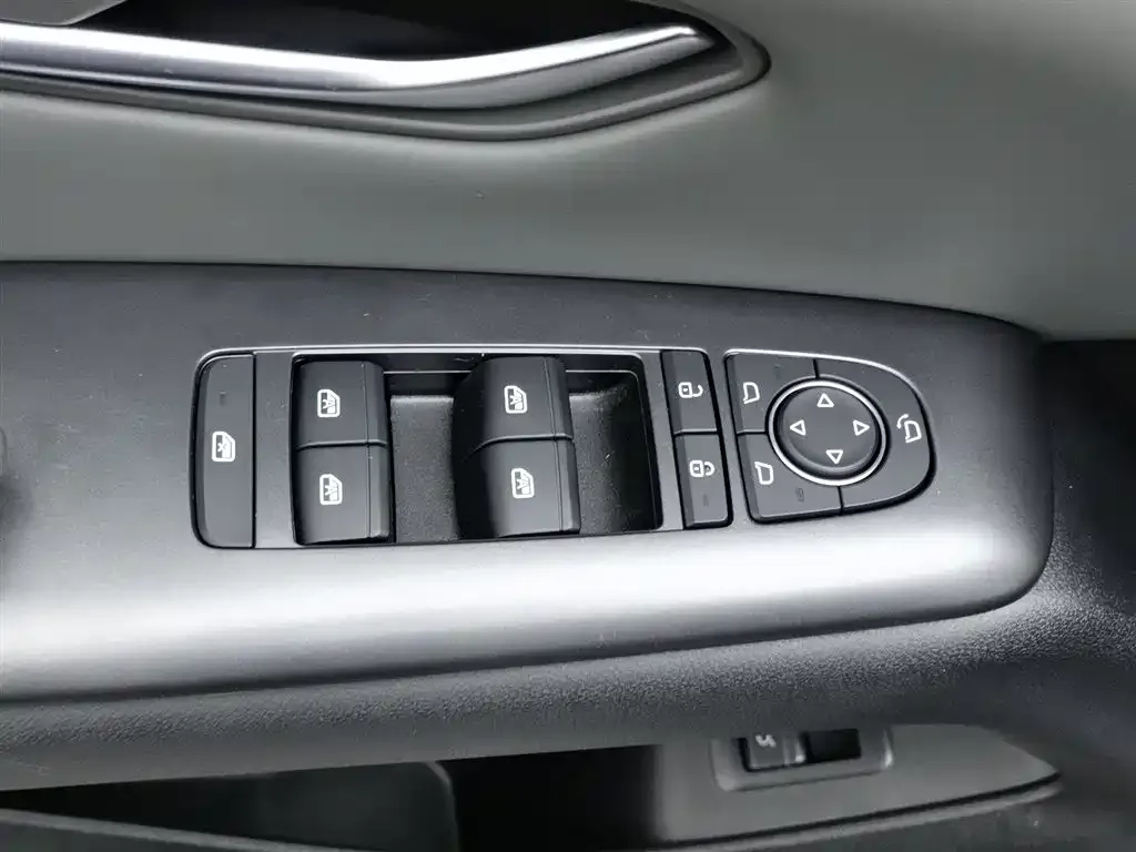 BYD Pro New Energy — фото 3