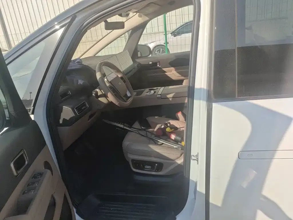 Li Auto MEGA 2025 из CN, фото 3