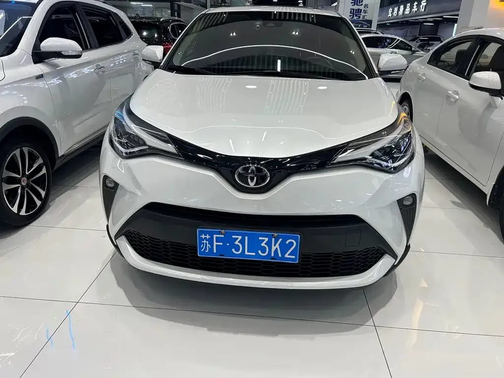 Toyota C-HR — фото 3