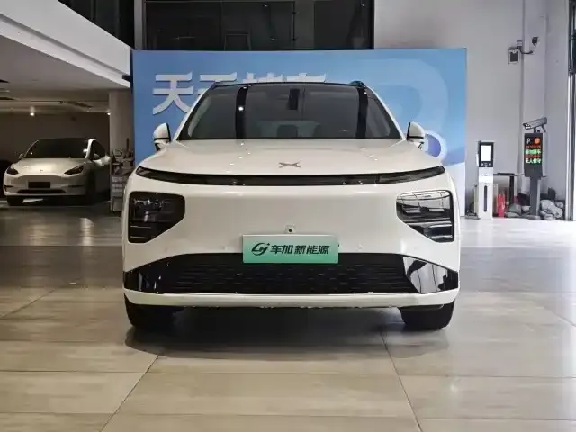 XPeng G9 2023 из CN, фото 7