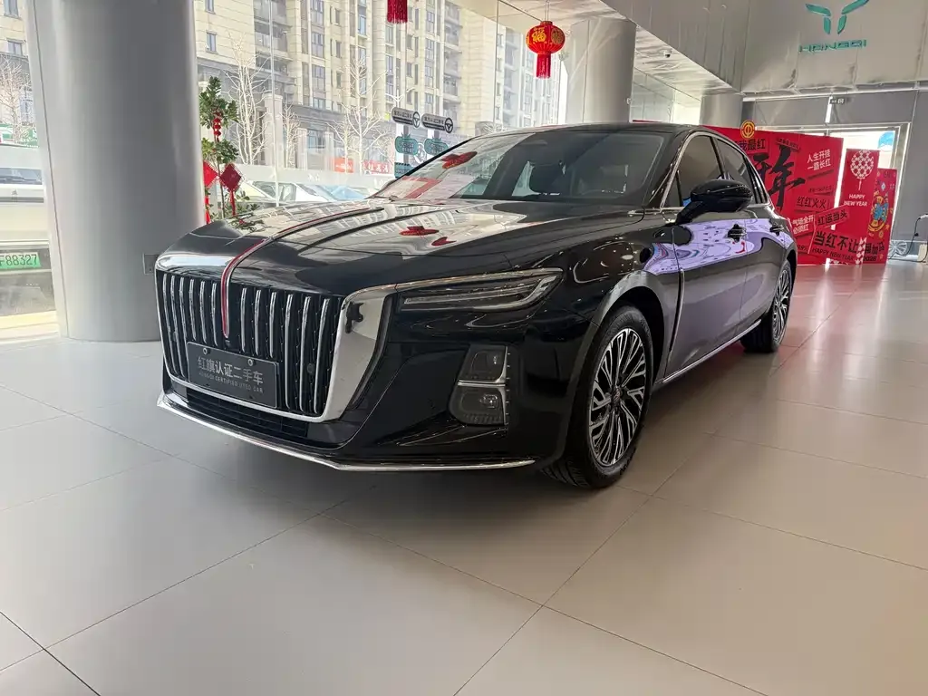 Hongqi H5 — фото 1