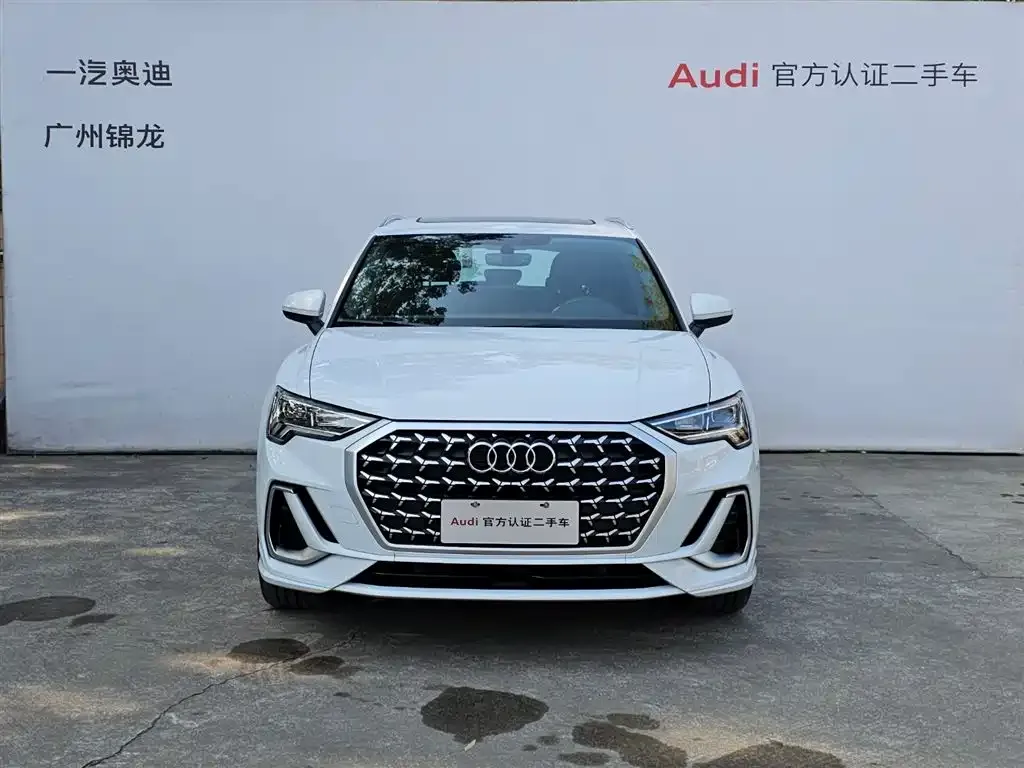 Audi Q3 2024 из CN, фото 5