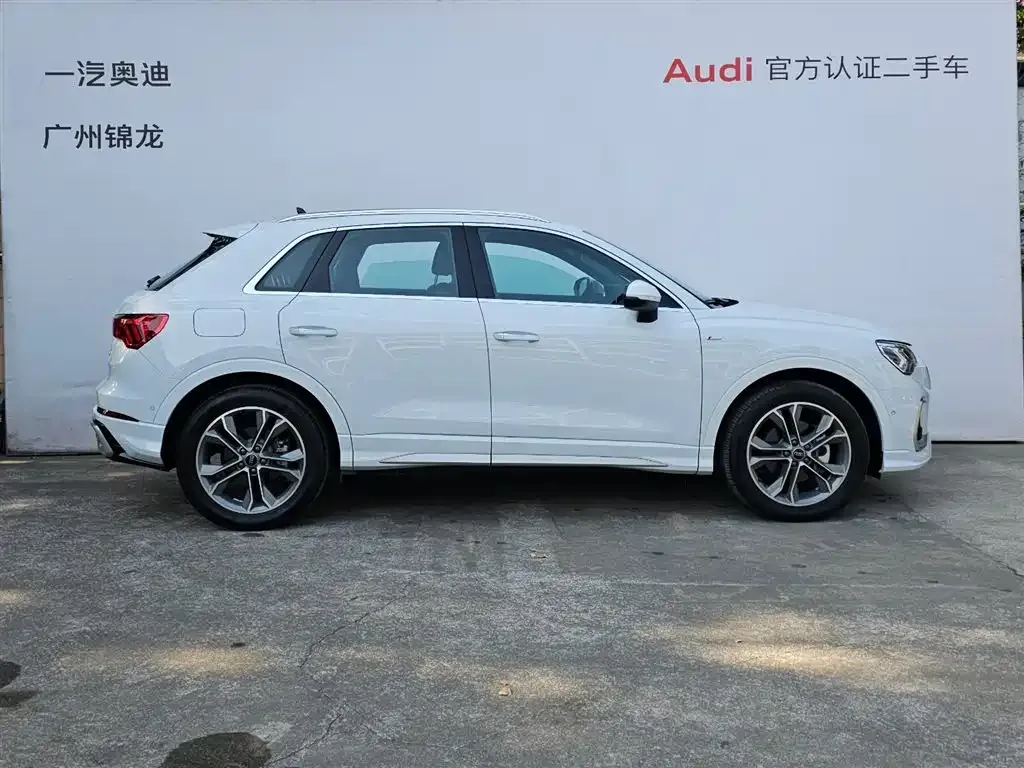 Audi Q3 2024 из CN, фото 4