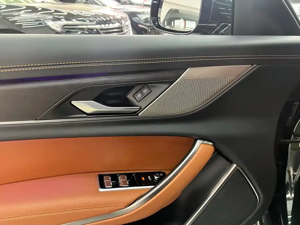 Jaguar XFL 2022 из CN, фото 6