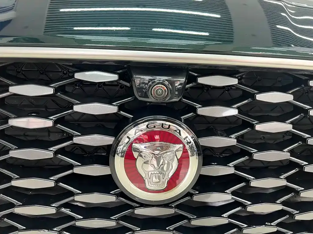 Jaguar XFL 2022 из CN, фото 9