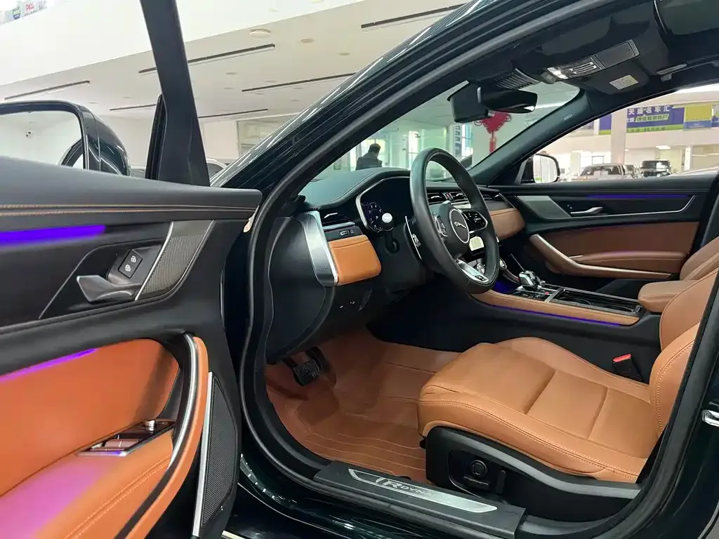 Jaguar XFL 2022 из CN, фото 10