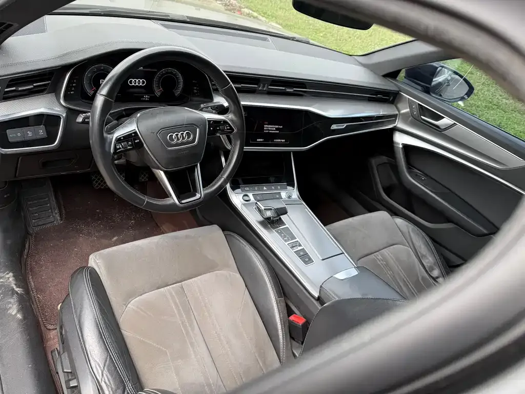 Audi A6L — фото 6