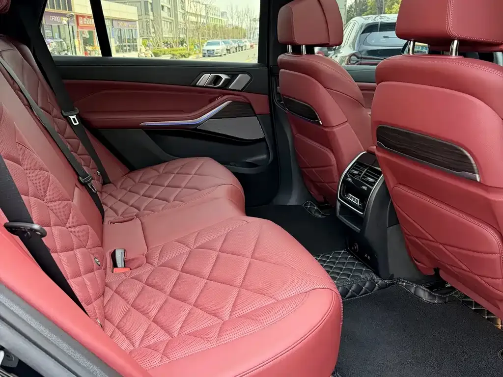 BMW X5 — фото 6