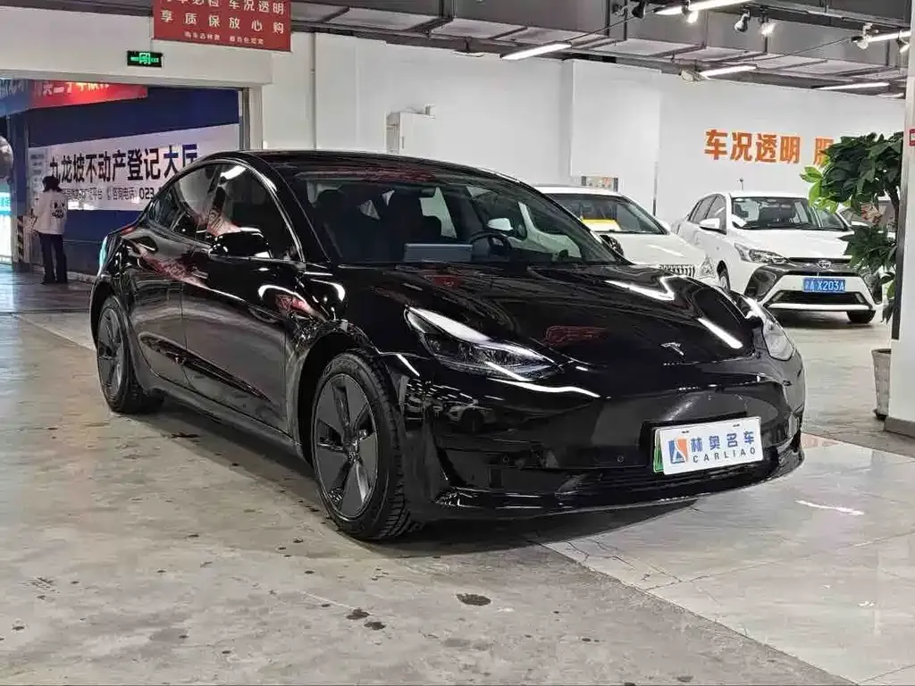 Tesla Model 3 — фото 4