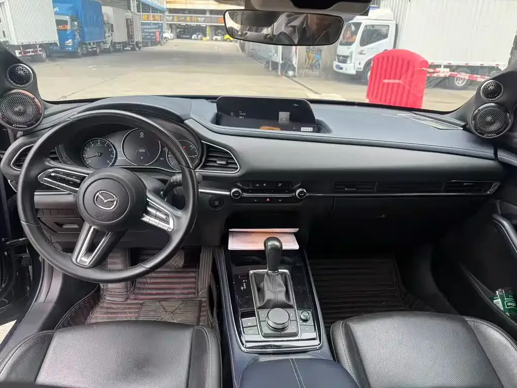 Mazda CX-30 2022 из CN, фото 9