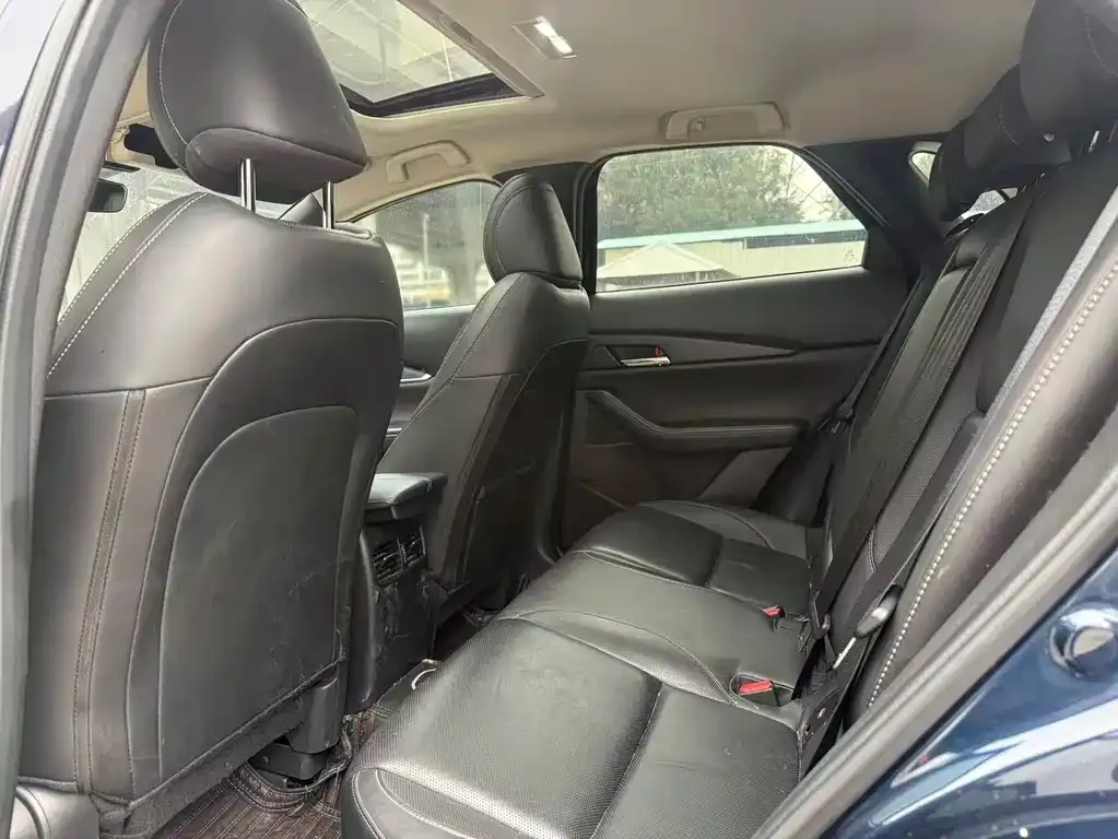 Mazda CX-30 2022 из CN, фото 5