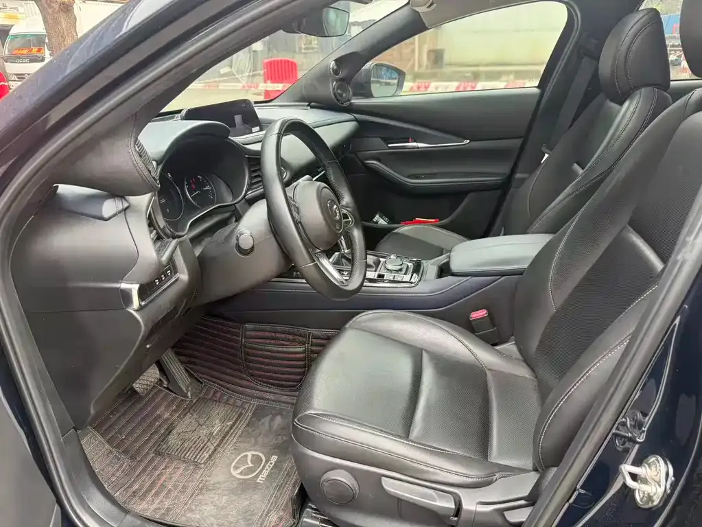 Mazda CX-30 2022 из CN, фото 6