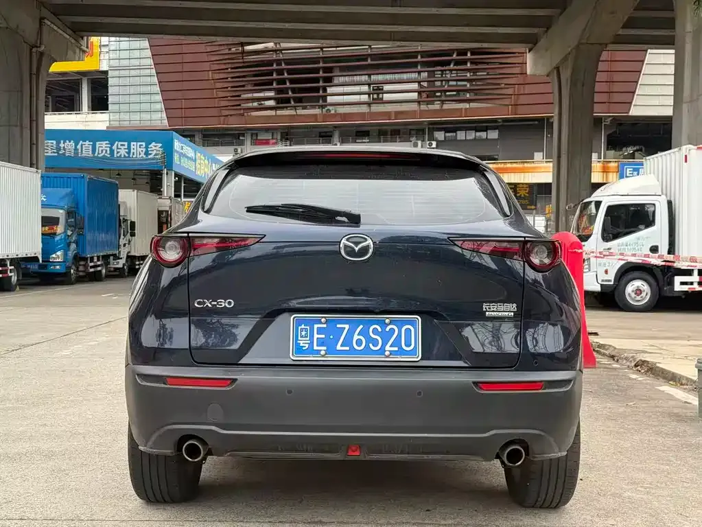 Mazda CX-30 2022 из CN, фото 4